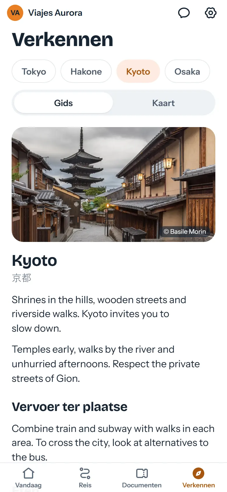 Tabblad Verkennen met de gids van Kyoto en de plekken die het reisbureau aanraadt
