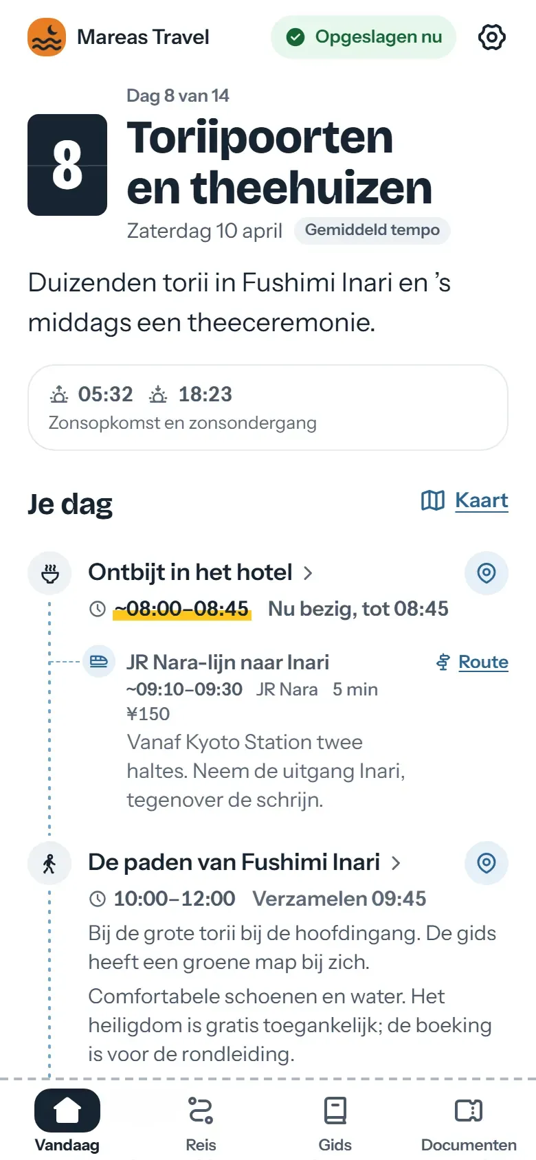 Vandaag-scherm van de reisapp in Kyoto: bovenaan de naam van het reisbureau, daaronder het volgende onderdeel met verzameltijd en tijdzone