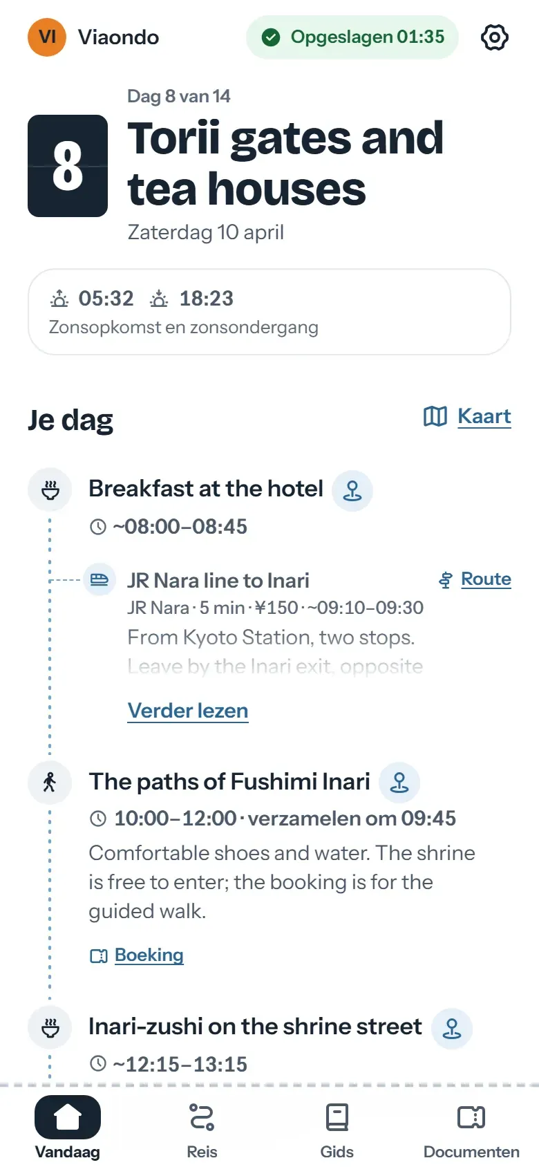 Vandaag-scherm van de reisapp in Kyoto: bovenaan de naam van het reisbureau, daaronder het volgende onderdeel met verzameltijd en tijdzone