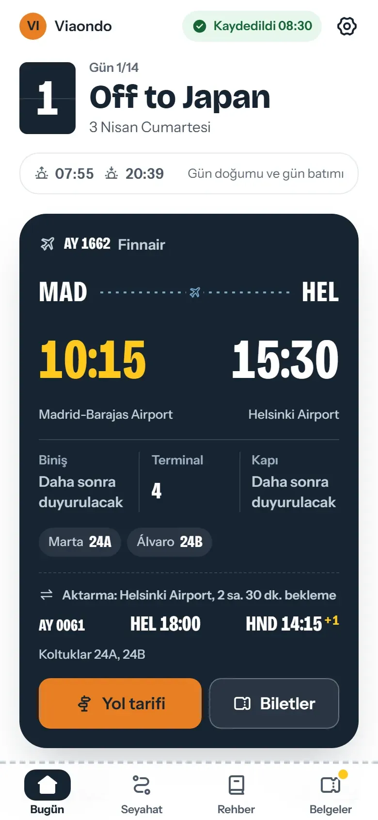 Viaondo gezgin uygulamasında bir uçuş kartı: Madrid 10:15’ten Helsinki 15:30’a, ardından Helsinki’den 18:00’de kalkıp Tokyo Haneda’ya 14:15 +1’de inen aktarma uçuşu