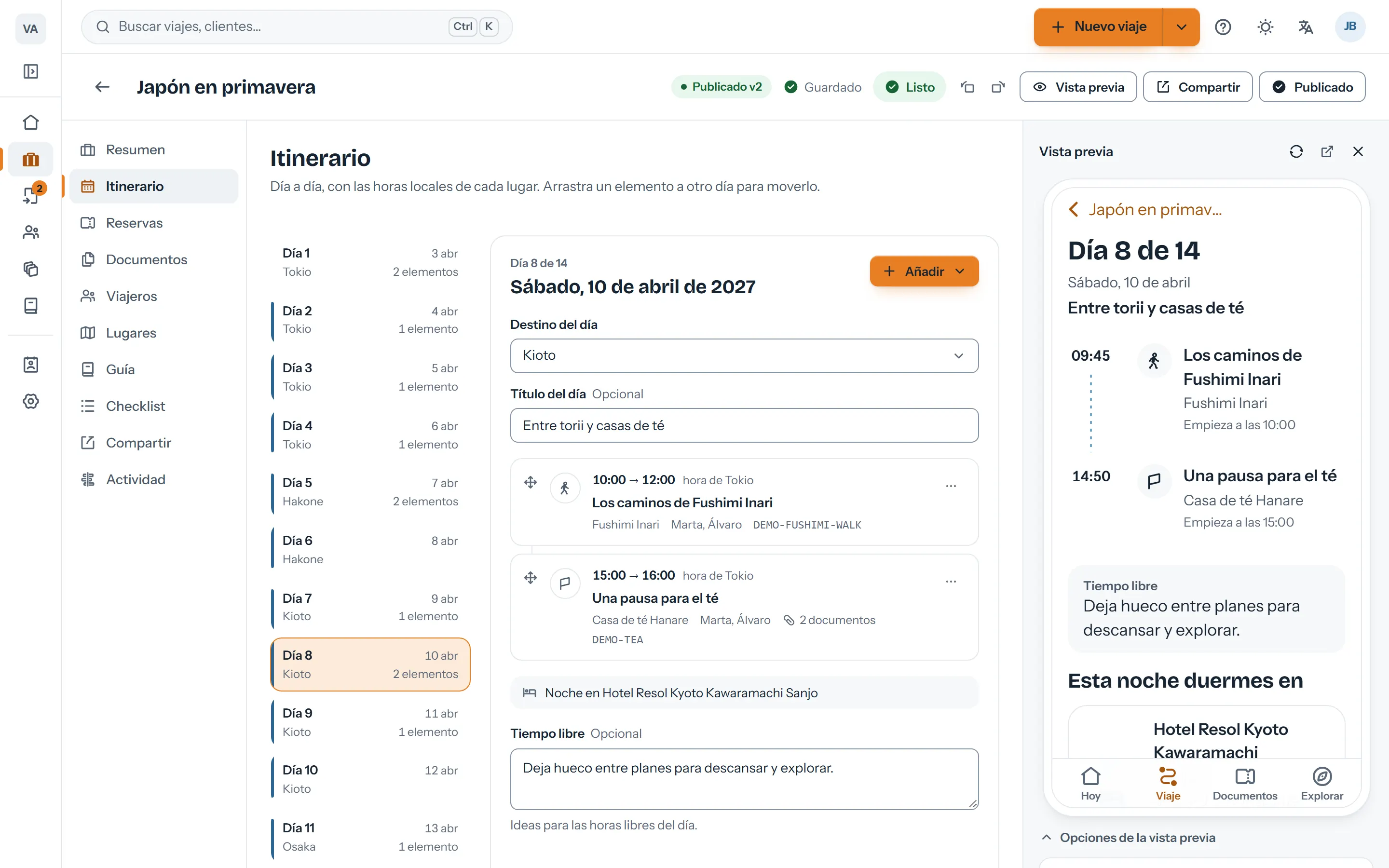 Editor de un viaje a Japón con la lista de días, los planes del día 8 y la vista previa de la app