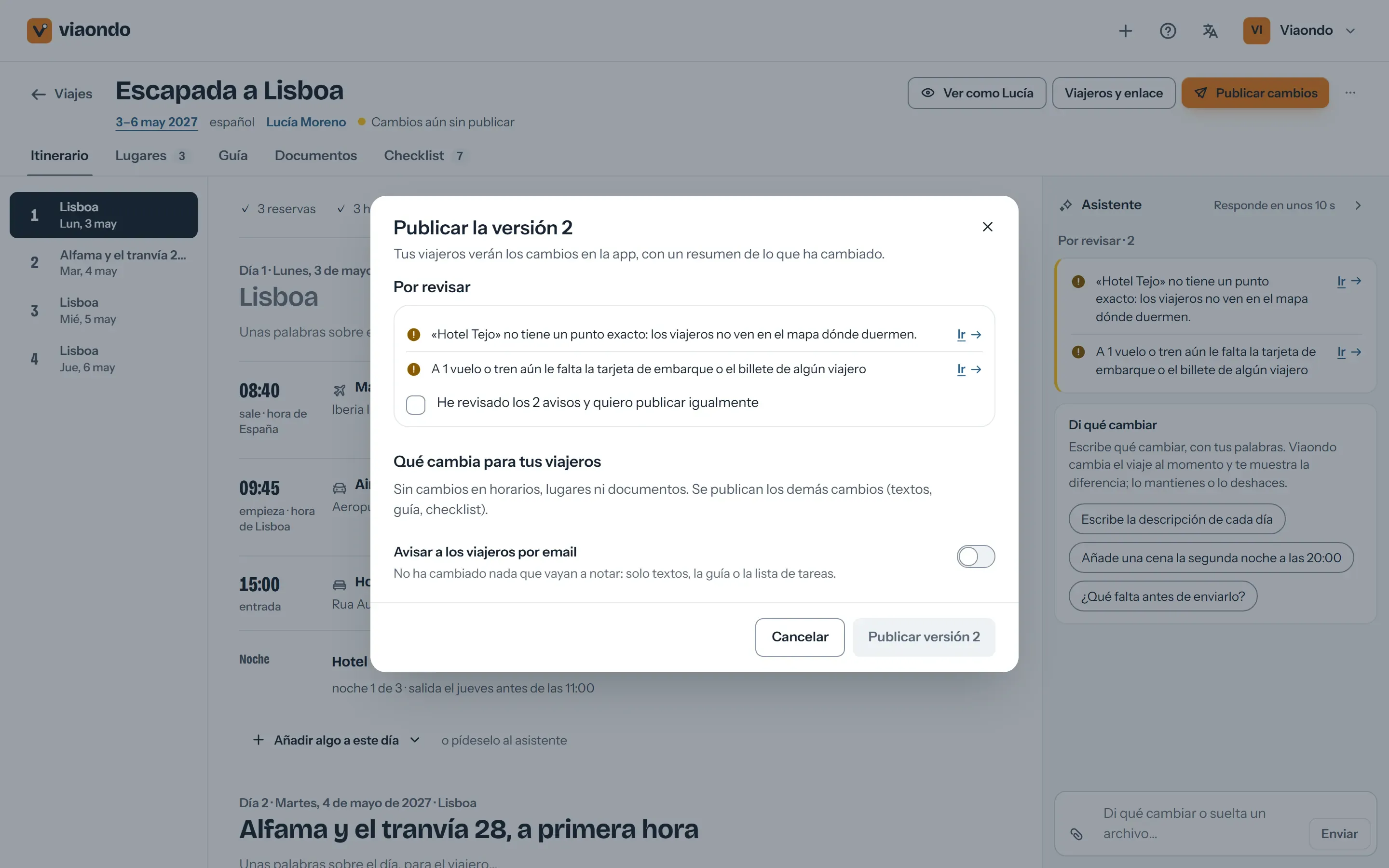 Diálogo de publicación con la revisión del viaje y el resumen de cambios para los viajeros