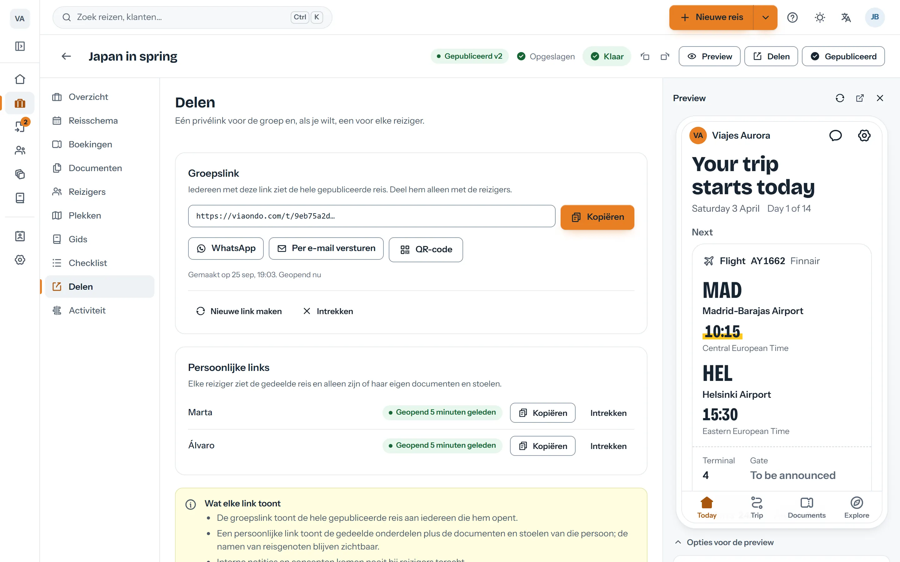Deelscherm met de groepslink, knoppen voor WhatsApp, e-mail en QR-code, en de persoonlijke links